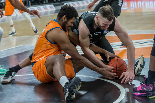 深度是制胜 深度是制胜